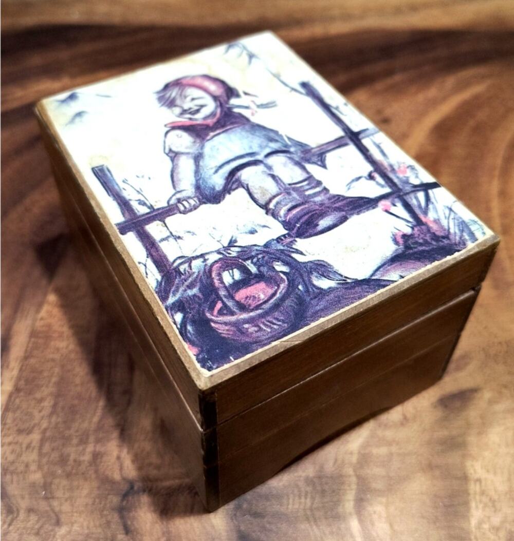 632. Vintage Hummel Music Box